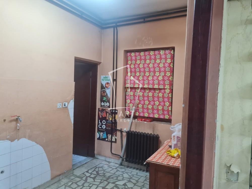 Slika 4 - Zlatka Šnajdera,  Lokal za izdavanje, 67m2, 500€