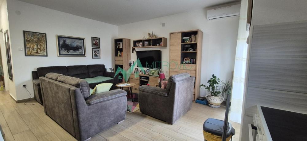 Glavna slika -Dvoiposoban stan na prodaju, 60m2, 133.900€