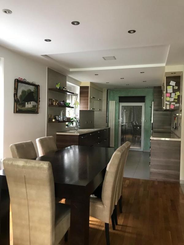 Slika 6 - Geteova,  Kuća za izdavanje, 300m2, 3.000€