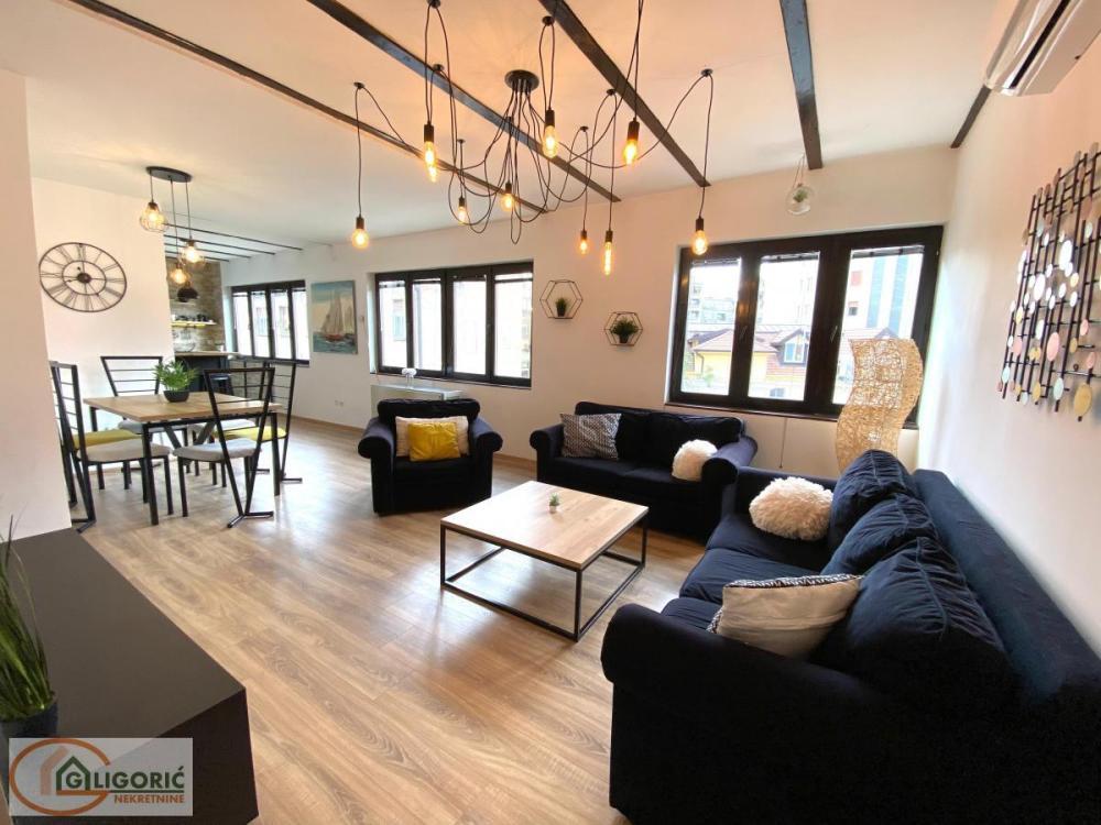 Glavna slika -Petosoban stan za izdavanje, 170m2, 1.500€