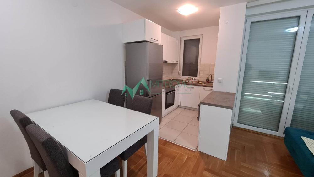 Slika 3 - Dvoiposoban stan za izdavanje, 61m2, 550€