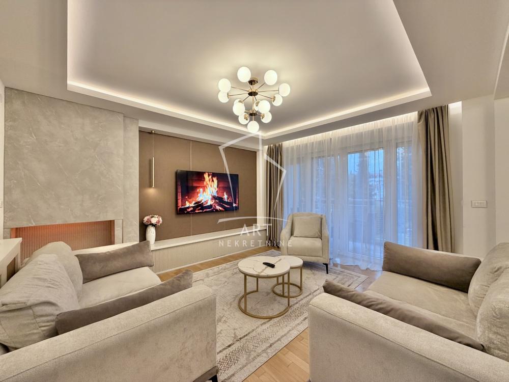 Slika 1 - Bulevar kneza Aleksandra Karađorđevića, Četvorosoban stan za izdavanje, 115m2, 2.500€