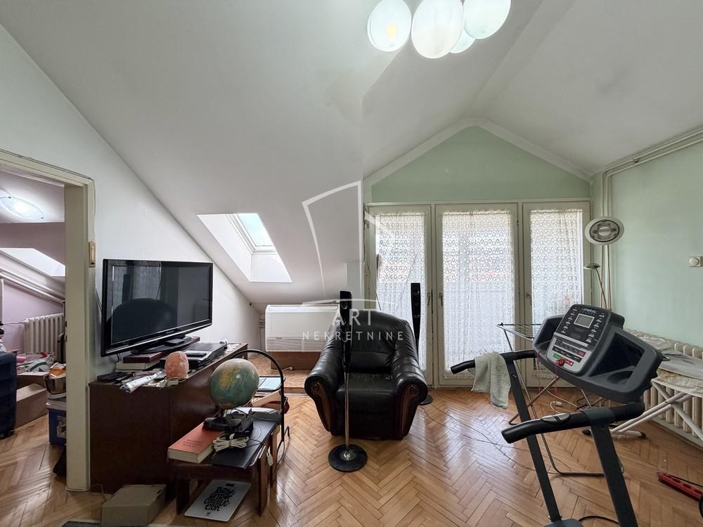 Slika 1 - Visokog Stevana, Četvorosoban stan na prodaju, 94m2, 350.000€