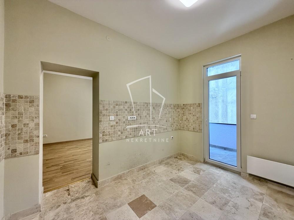 Slika 6 - Strahinjića Bana, Trosoban stan na prodaju, 56m2, 319.000€