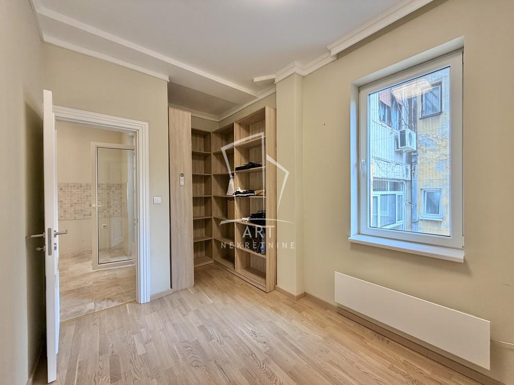 Slika 8 - Strahinjića Bana, Trosoban stan na prodaju, 56m2, 319.000€