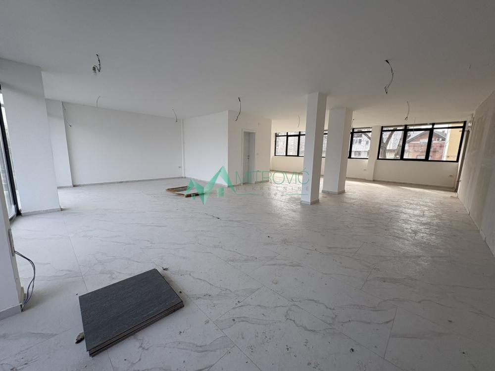Slika 4 -  Lokal za izdavanje, 421m2, 4.000€