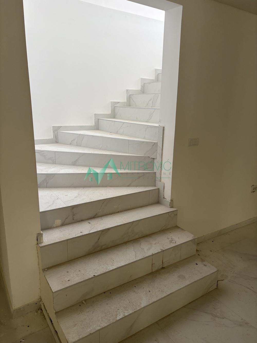 Slika 5 -  Lokal za izdavanje, 421m2, 4.000€