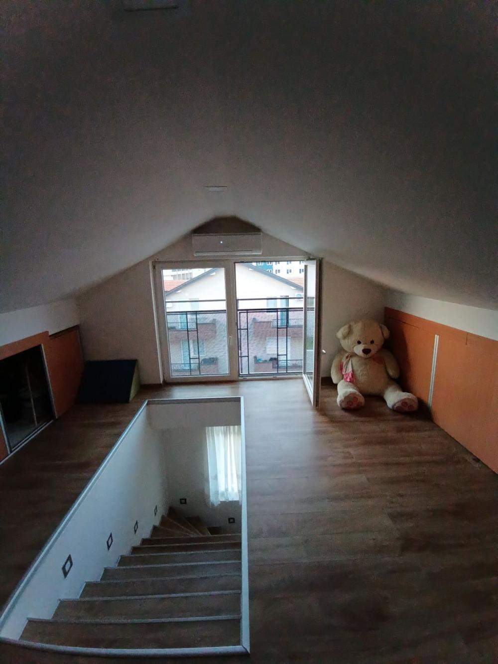 Slika 1 - Novobeogradskih graditelja, Dvosoban stan za izdavanje, 90m2, 400€