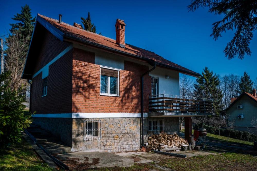 Slika 2 - Braće Ribar, Kuća na prodaju, 106m2, 185.000€