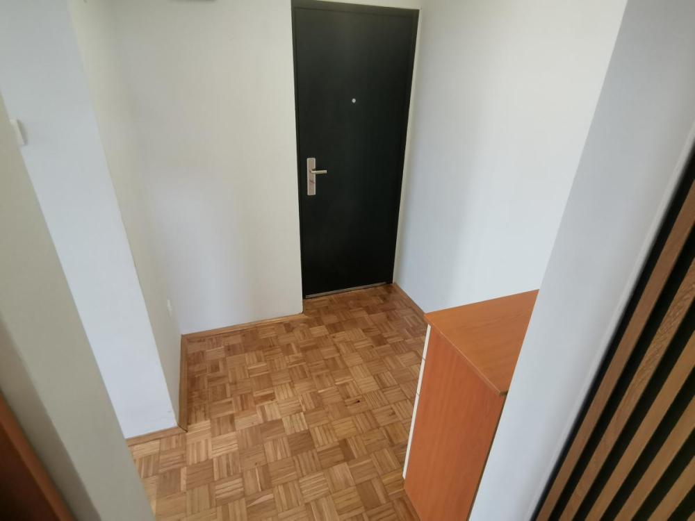 Slika 9 - Dvoiposoban stan na prodaju, 59m2, 153.000€