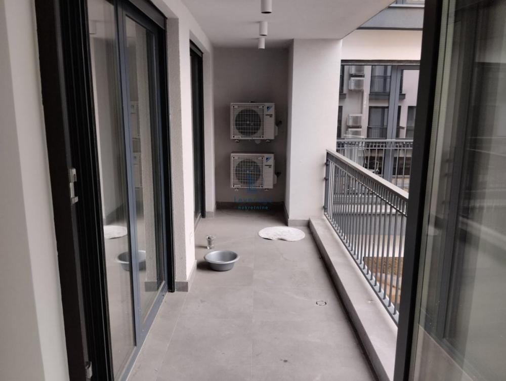 Slika 11 - Cara Dušana, Dvoiposoban stan za izdavanje, 79m2, 1.400€