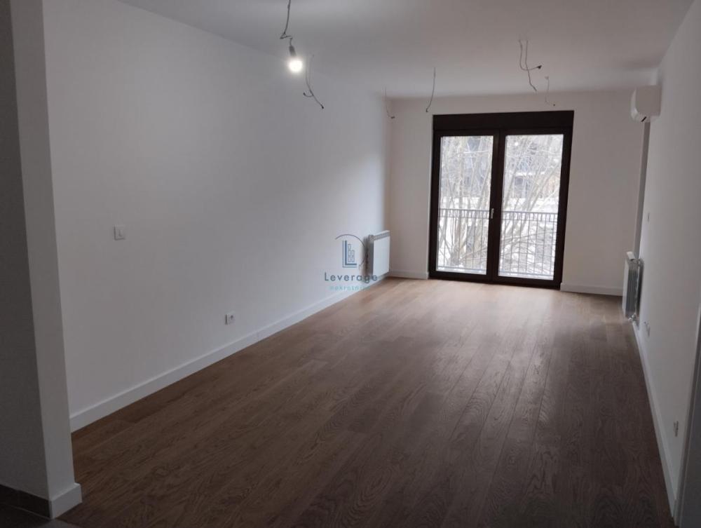 Glavna slika -Cara Dušana, Troiposoban stan za izdavanje, 87m2, 1.600€