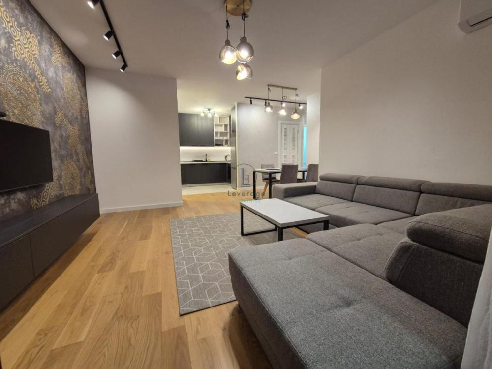 Slika 1 - Save Maškovića, Trosoban stan za izdavanje, 95m2, 1.200€