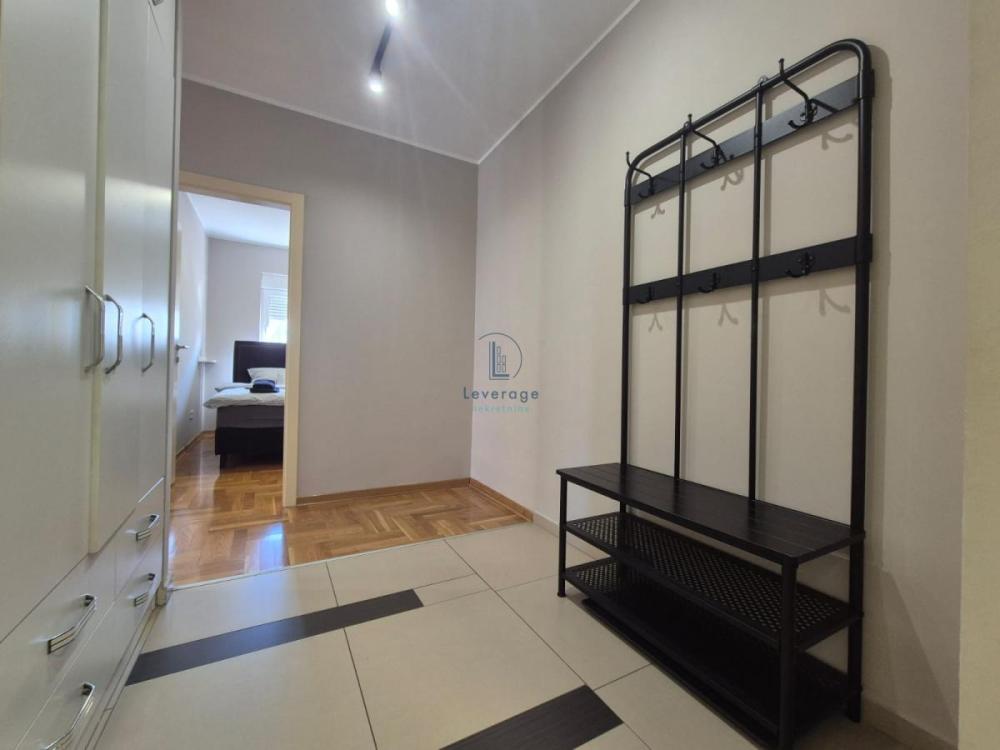 Slika 11 - Ruzveltova, Trosoban stan za izdavanje, 70m2, 800€