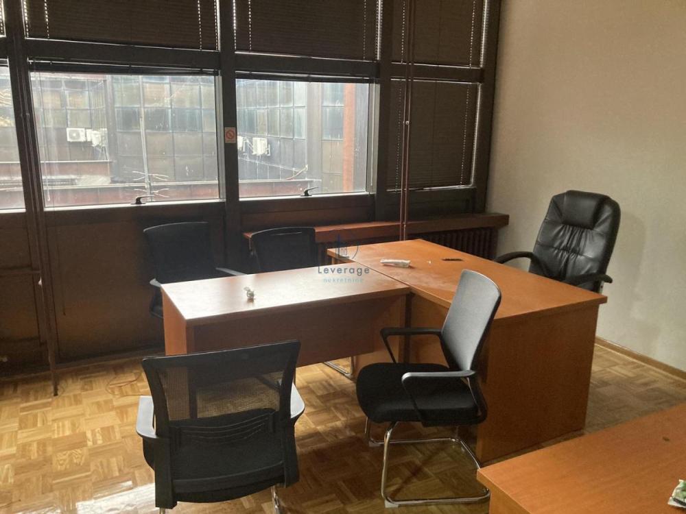 Slika 1 -  Lokal za izdavanje, 187m2, 2.900€