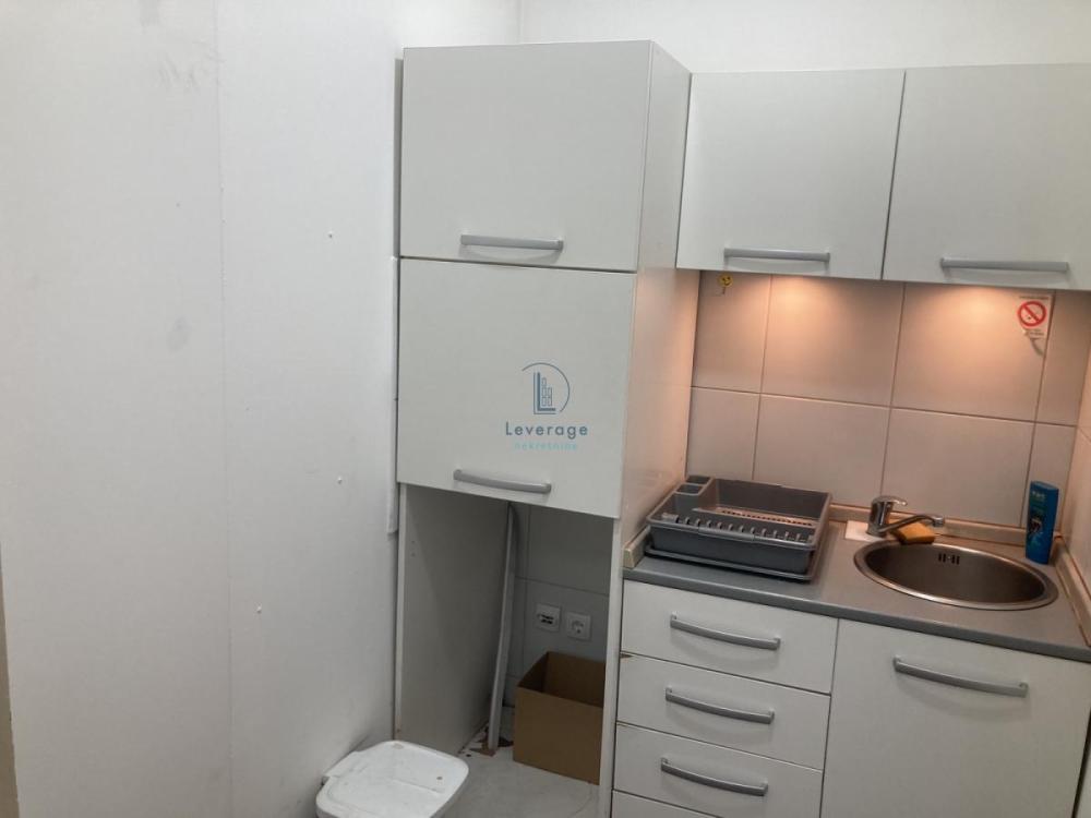 Slika 8 -  Lokal za izdavanje, 187m2, 2.900€