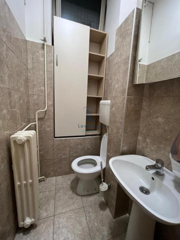 Slika 7 - Bulevar Arsenija Čarnojevića,  Lokal za izdavanje, 50m2, 500€