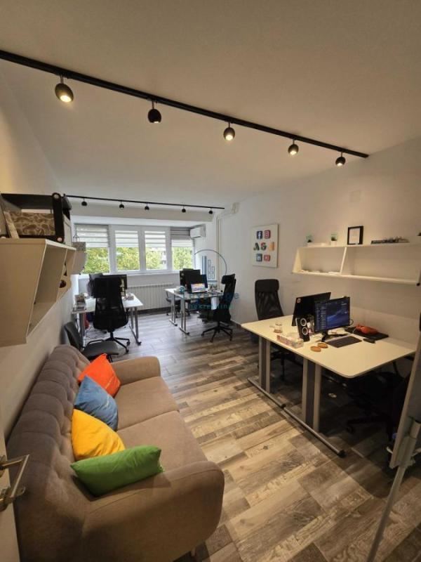 Glavna slika -Studentska,  Lokal za izdavanje, 50m2, 700€