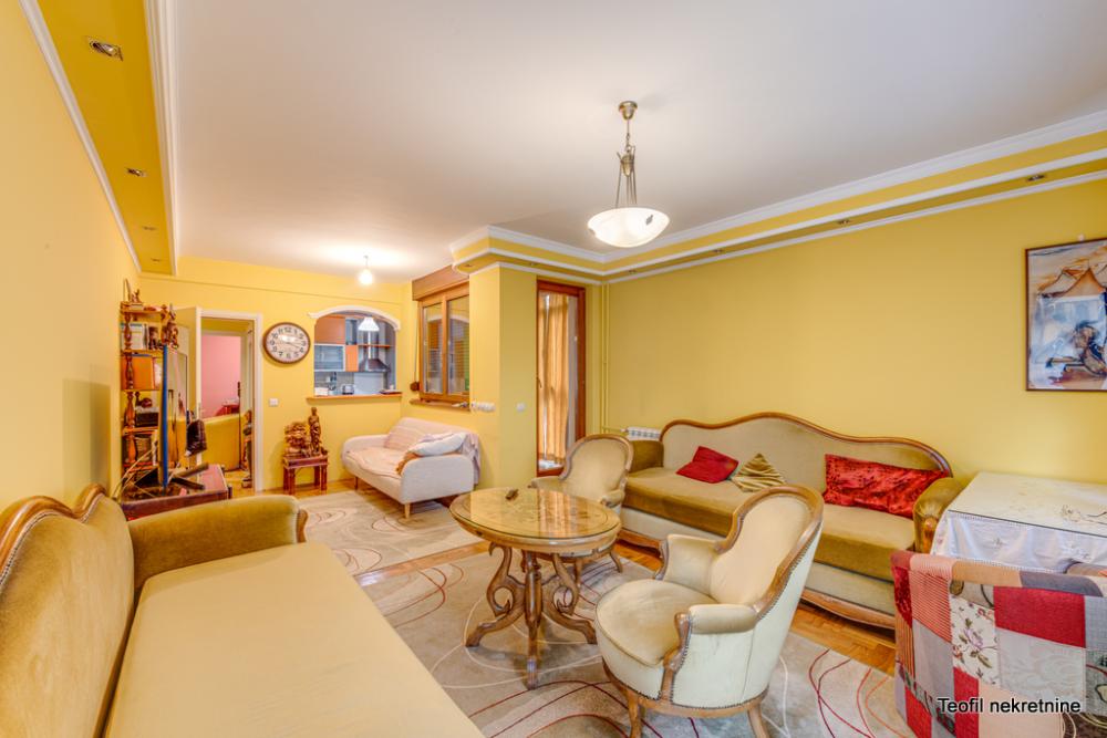 Slika 1 - Ulofa Palmea, Trosoban stan na prodaju, 82m2, 240.000€