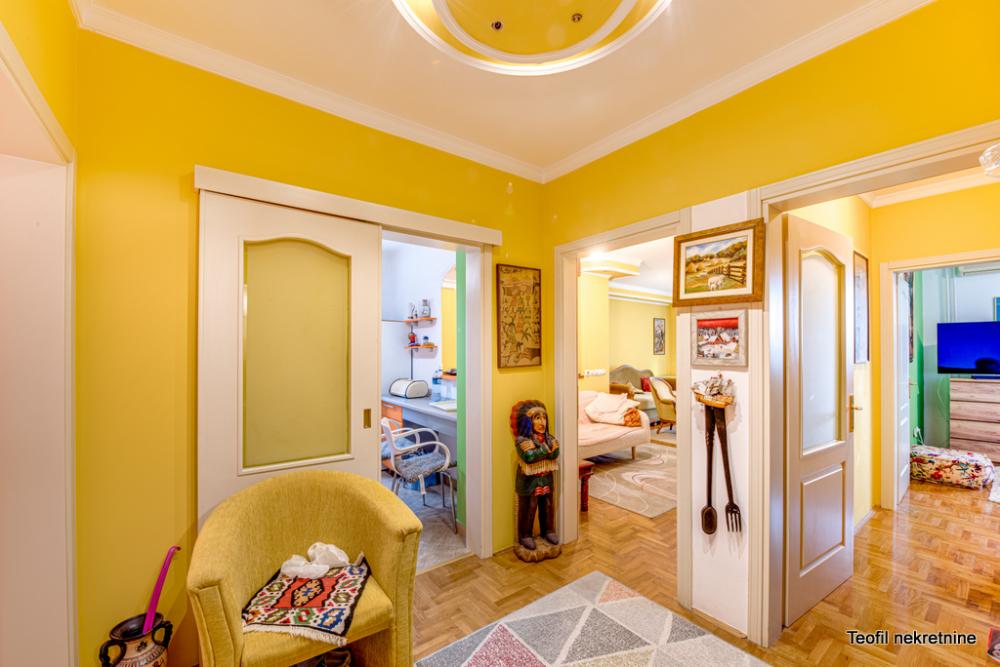 Slika 5 - Ulofa Palmea, Trosoban stan na prodaju, 82m2, 240.000€