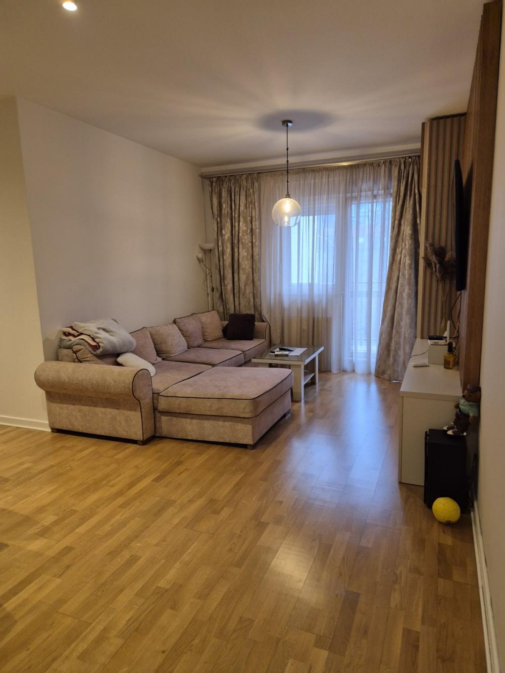 Slika 2 - Vojvode Micka Krstića, Četvorosoban stan na prodaju, 74m2, 305.000€