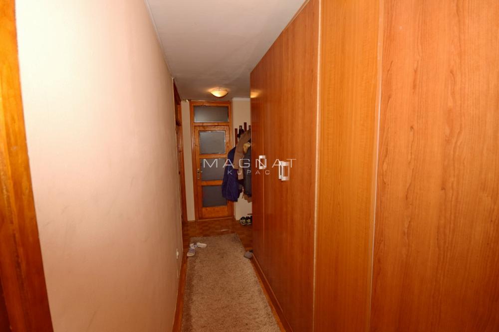 Slika 8 - Kedrova, Dvoiposoban stan na prodaju, 58m2, 198.000€