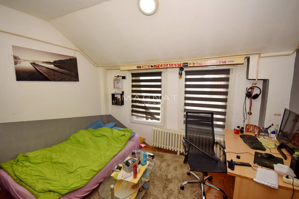 Slika 3 - Kedrova, Dvoiposoban stan na prodaju, 58m2, 198.000€