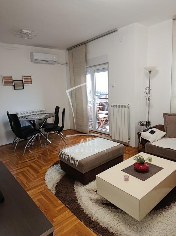 Slika 1 - Vojvode Stepe, Jednoiposoban stan za izdavanje, 43m2, 550€