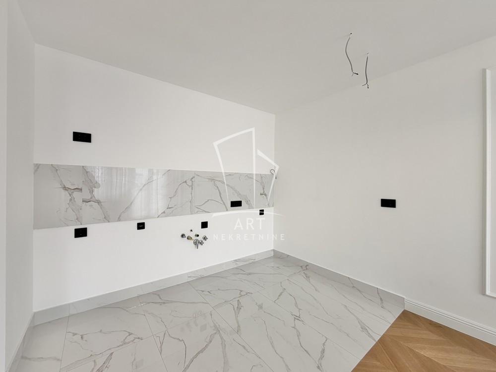 Slika 3 - Južni Bulevar, Dvosoban stan na prodaju, 43m2, 200.000€