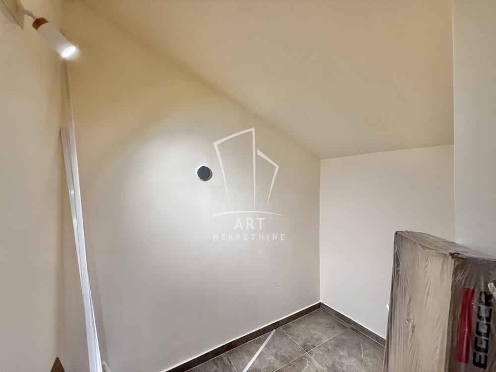 Slika 8 - Dr Nika Miljanića, Troiposoban stan na prodaju, 66m2, 125.000€