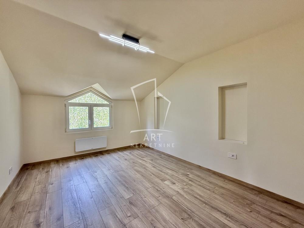 Slika 4 - Dr Nika Miljanića, Troiposoban stan na prodaju, 66m2, 125.000€