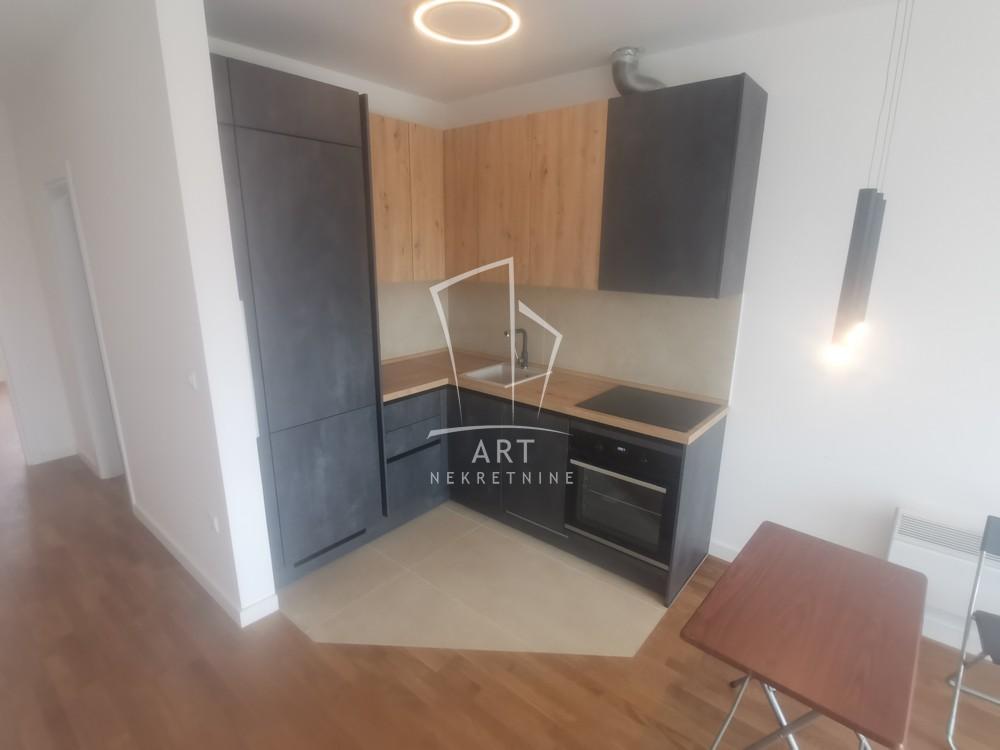 Slika 1 - Vojvođanska, Dvoiposoban stan za izdavanje, 55m2, 600€