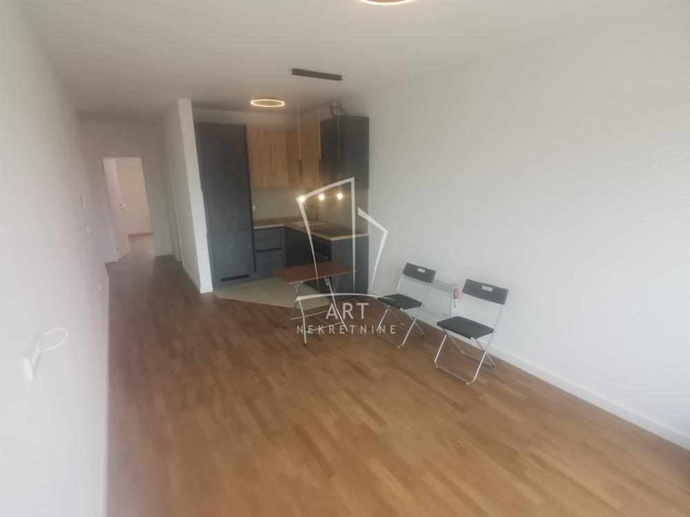 Slika 3 - Vojvođanska, Dvoiposoban stan za izdavanje, 55m2, 600€