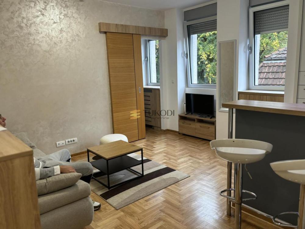 Glavna slika -Dvosoban stan za izdavanje, 40m2, 800€