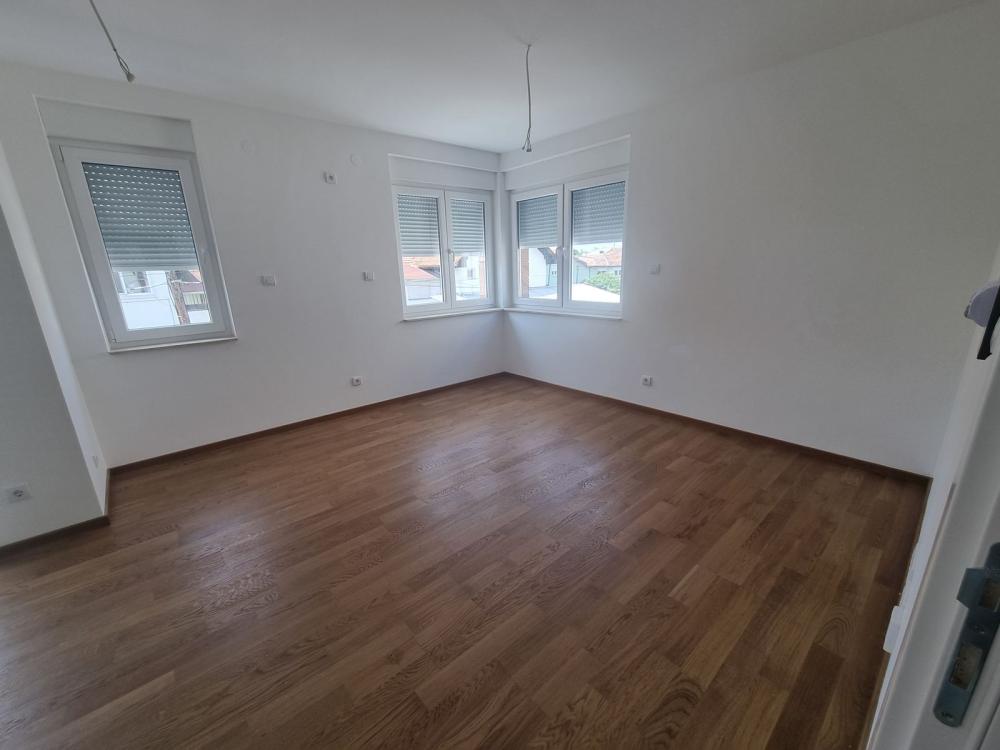 Slika 1 - Dvoiposoban stan na prodaju, 50m2, 142.820€