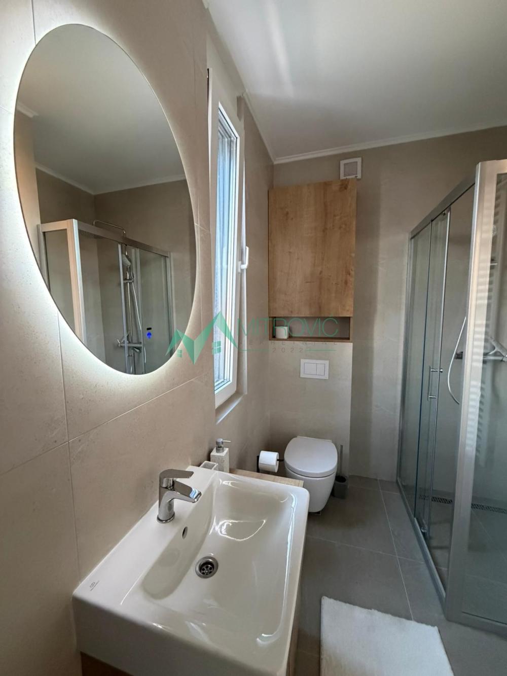 Slika 4 - Dvosoban stan za izdavanje, 45m2, 450€