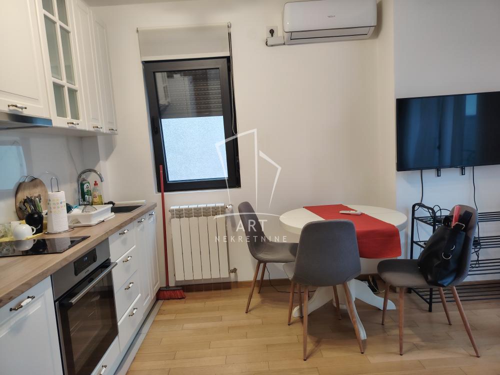 Slika 5 - Rade Končara, Jednoiposoban stan za izdavanje, 25m2, 550€