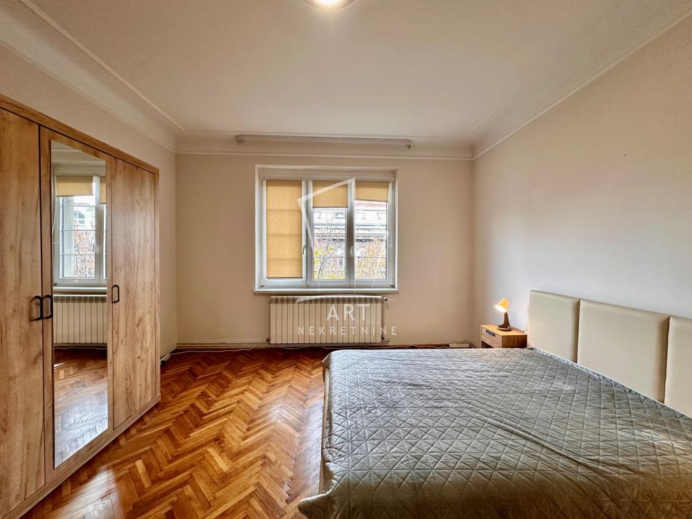 Slika 6 - Palmotićeva, Troiposoban stan za izdavanje, 99m2, 1.300€