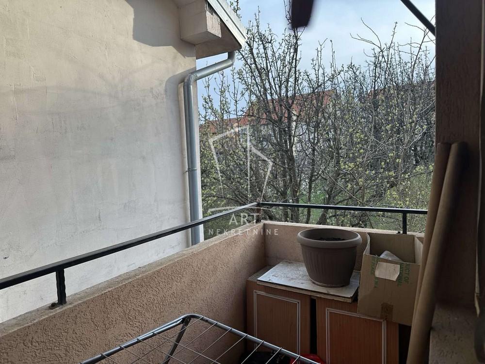 Slika 10 - Vladimira Rolovića, Trosoban stan na prodaju, 45m2, 85.000€
