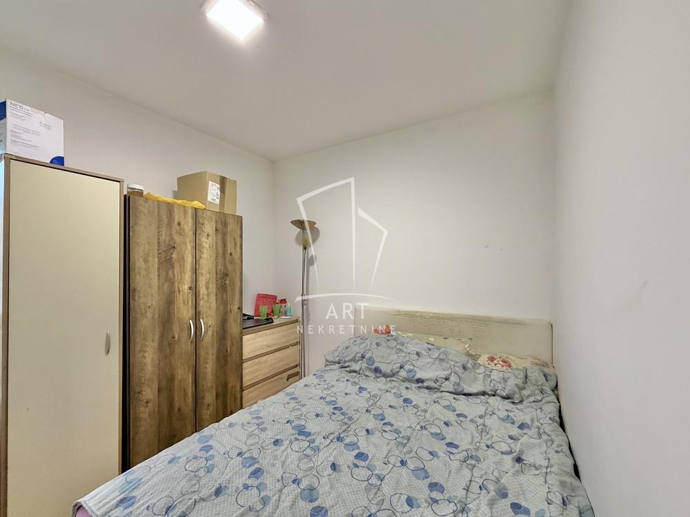 Slika 6 - Vladimira Rolovića, Trosoban stan na prodaju, 45m2, 85.000€