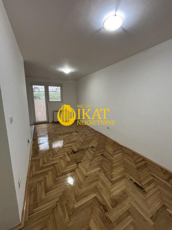 Slika 2 - Jovanke Radaković, Dvoiposoban stan za izdavanje, 52m2, 500€