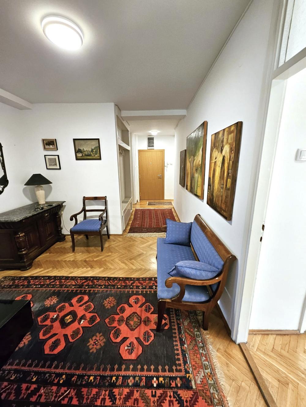 Slika 5 - Požarevačka, Četvorosoban stan za izdavanje, 143m2, 1.600€