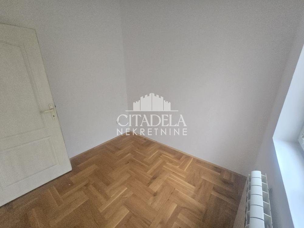 Slika 7 - Matice Srpske, Jednoiposoban stan na prodaju, 39m2, 99.500€