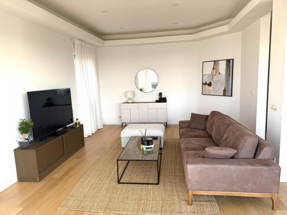 Slika 2 - Zore Drempetić, Trosoban stan za izdavanje, 160m2, 1.250€