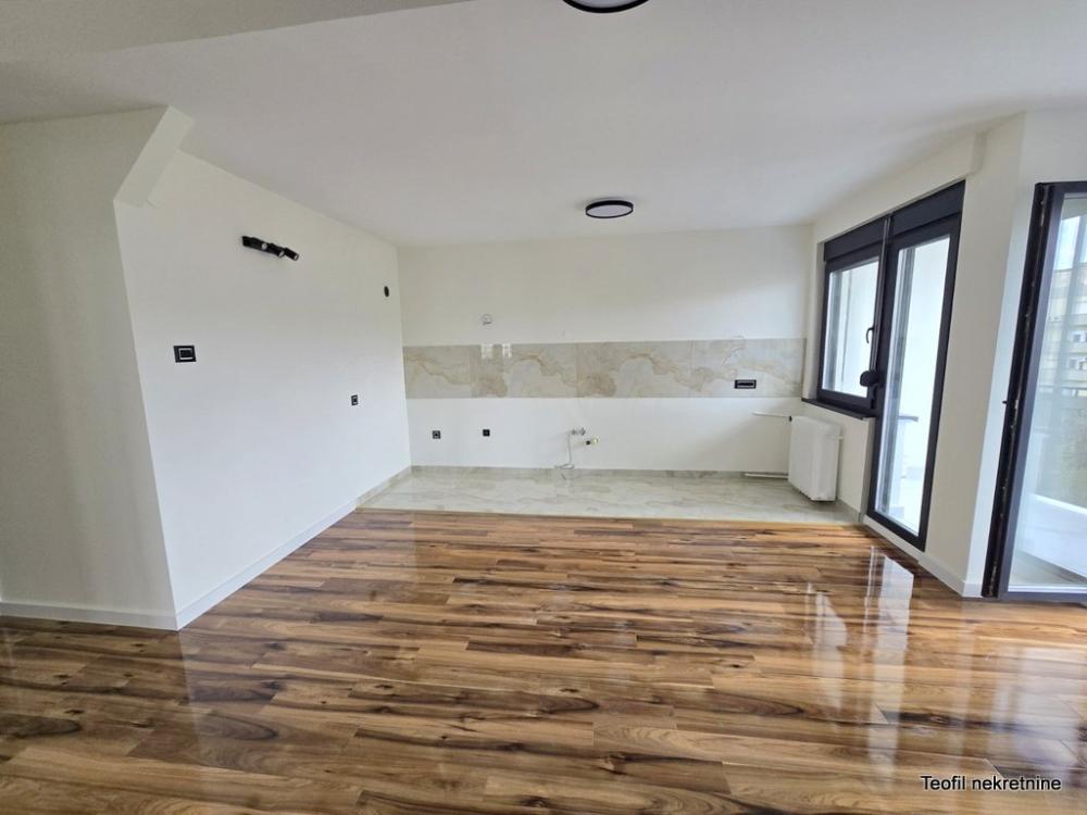 Slika 2 - Sime Igumanova, Trosoban stan na prodaju, 75m2, 298.900€