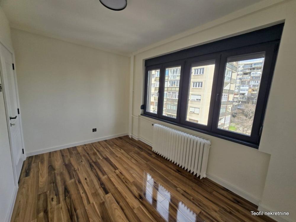 Slika 9 - Sime Igumanova, Trosoban stan na prodaju, 75m2, 298.900€