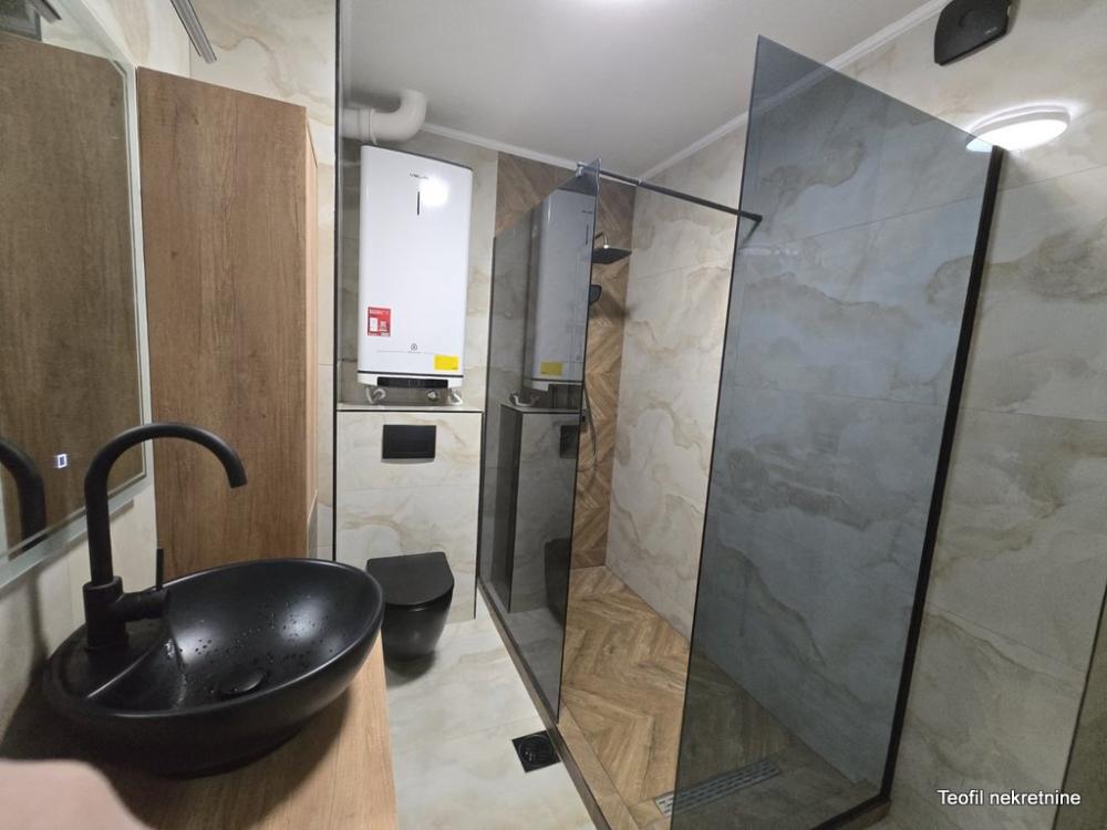 Slika 11 - Sime Igumanova, Trosoban stan na prodaju, 75m2, 298.900€