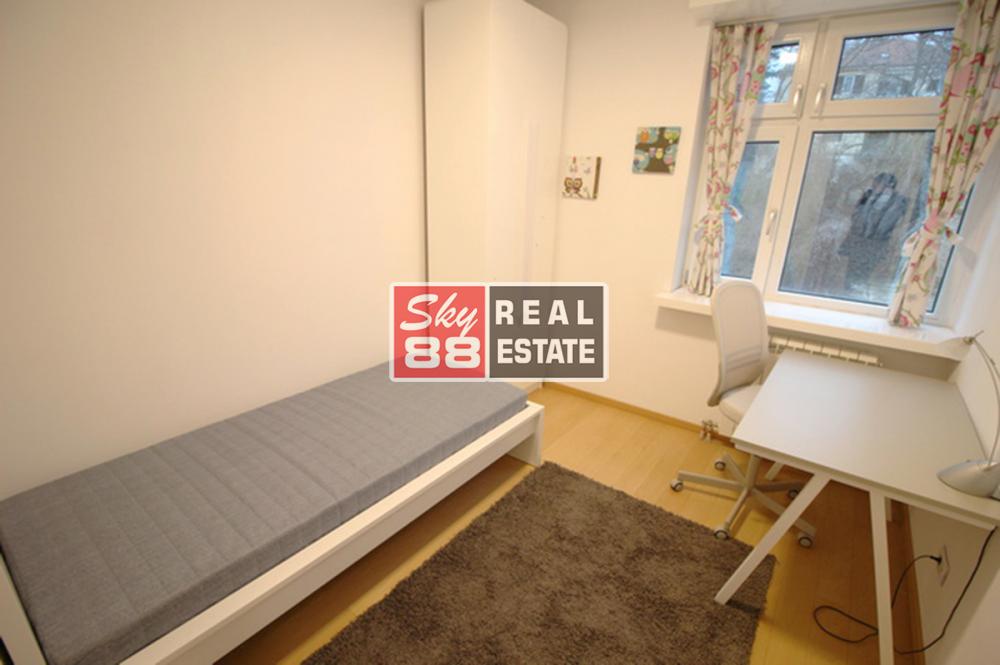 Slika 9 - Omladinska,  Kuća na prodaju, 170m2, 749.000€