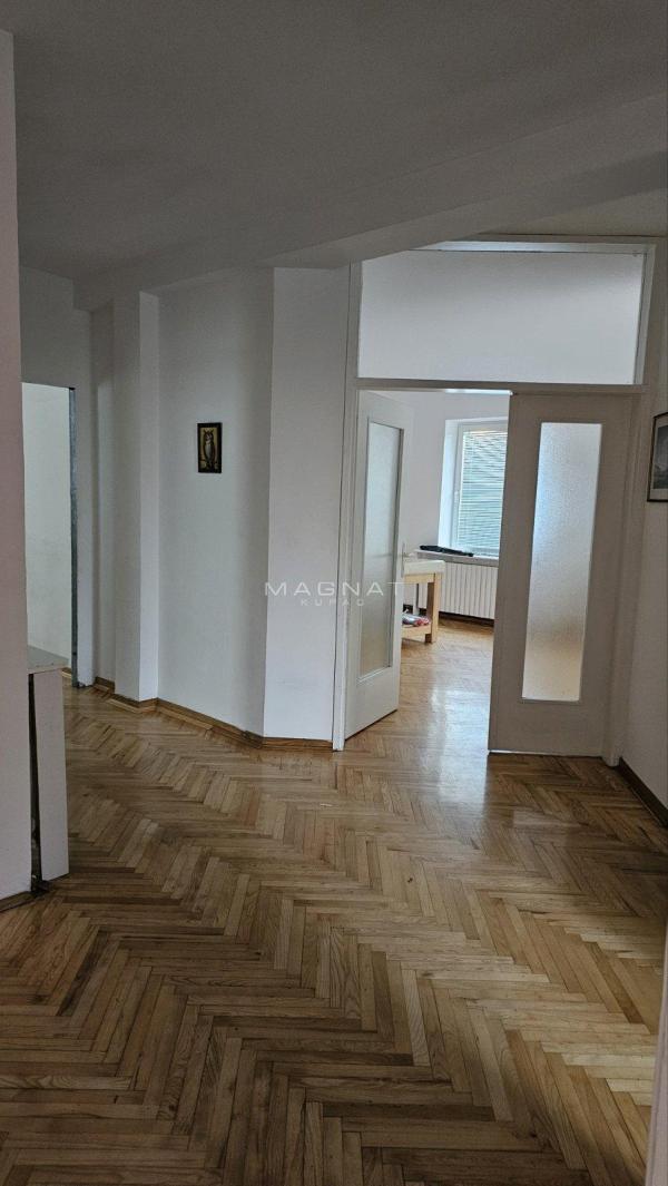 Slika 3 - Slikarska ulica, Četvorosoban stan za izdavanje, 130m2, 1.000€