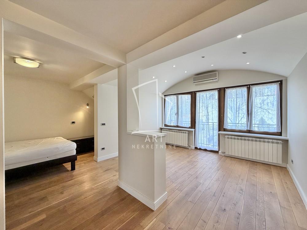 Slika 11 - Beogradskog bataljona,  Kuća za izdavanje, 383m2, 4.000€